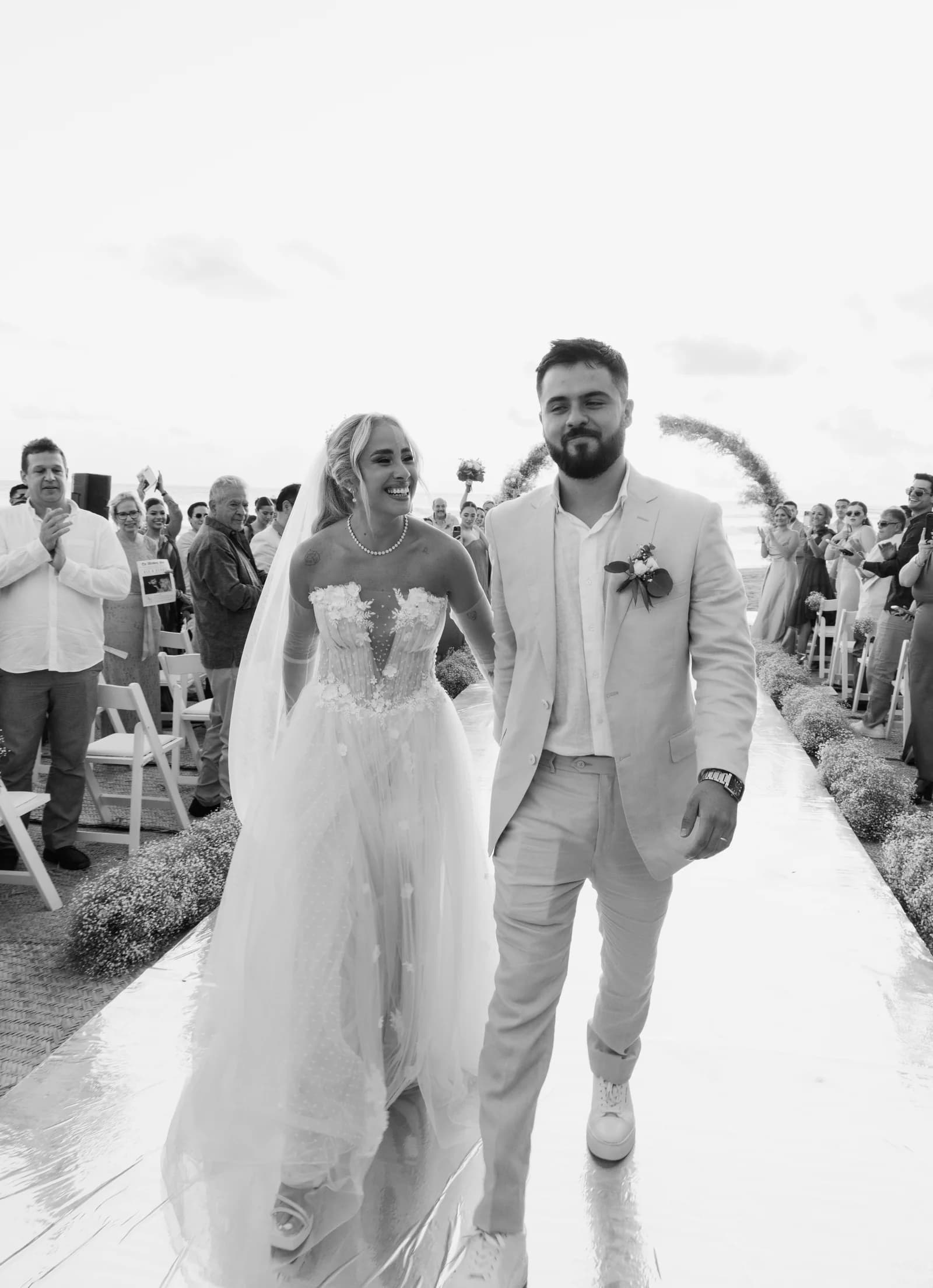 Novia real de Rabling Bridal